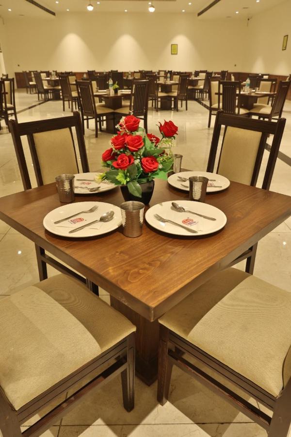 Mannat Resort Paota Prāgpura Εξωτερικό φωτογραφία