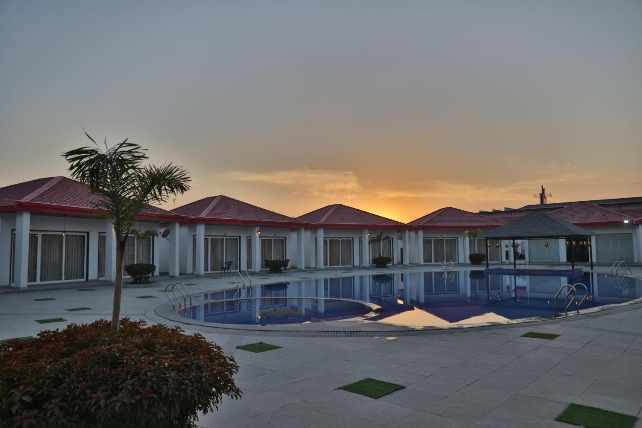 Mannat Resort Paota Prāgpura Εξωτερικό φωτογραφία